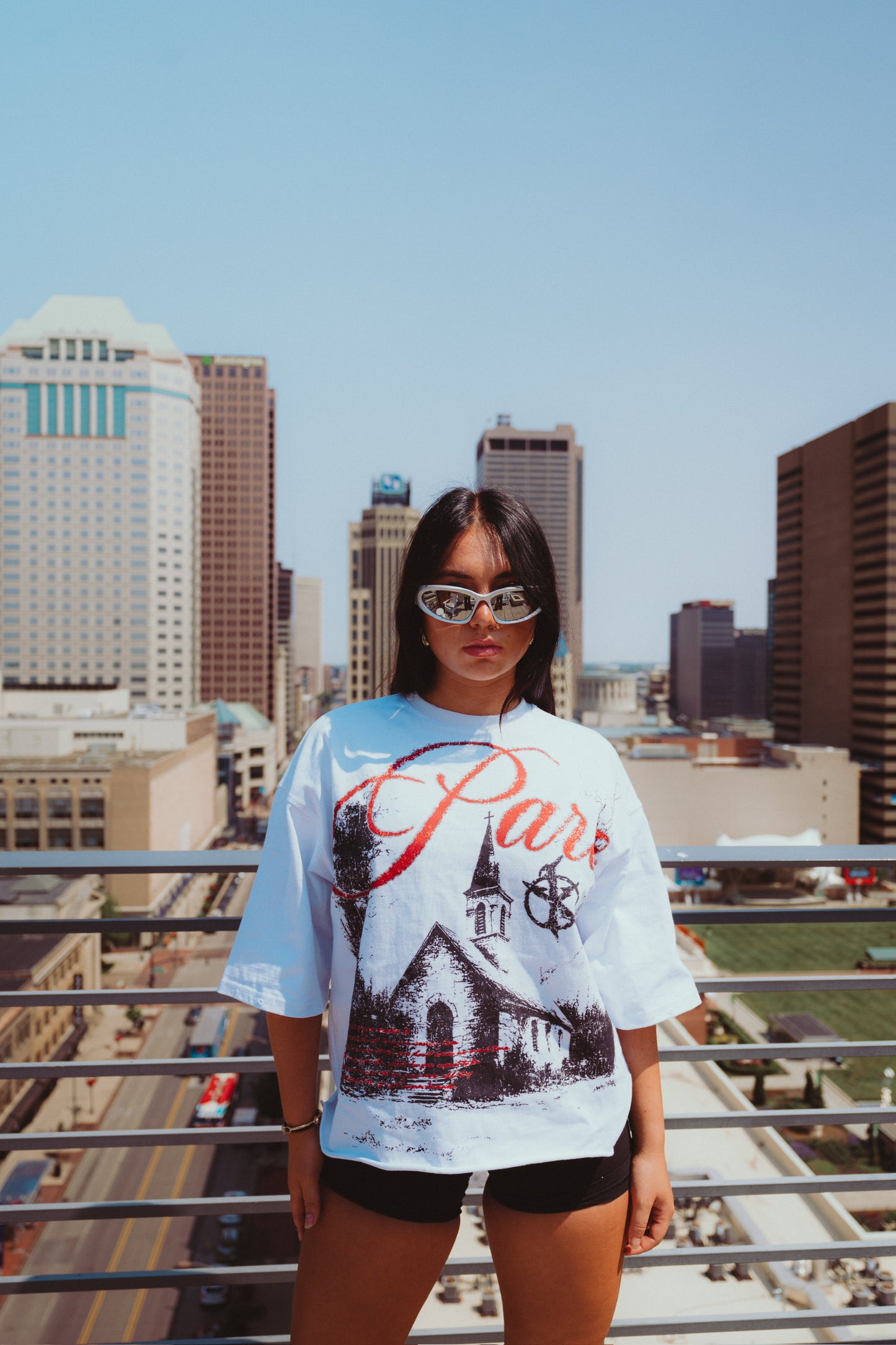WHITE YKPARO TEMPLE TEE