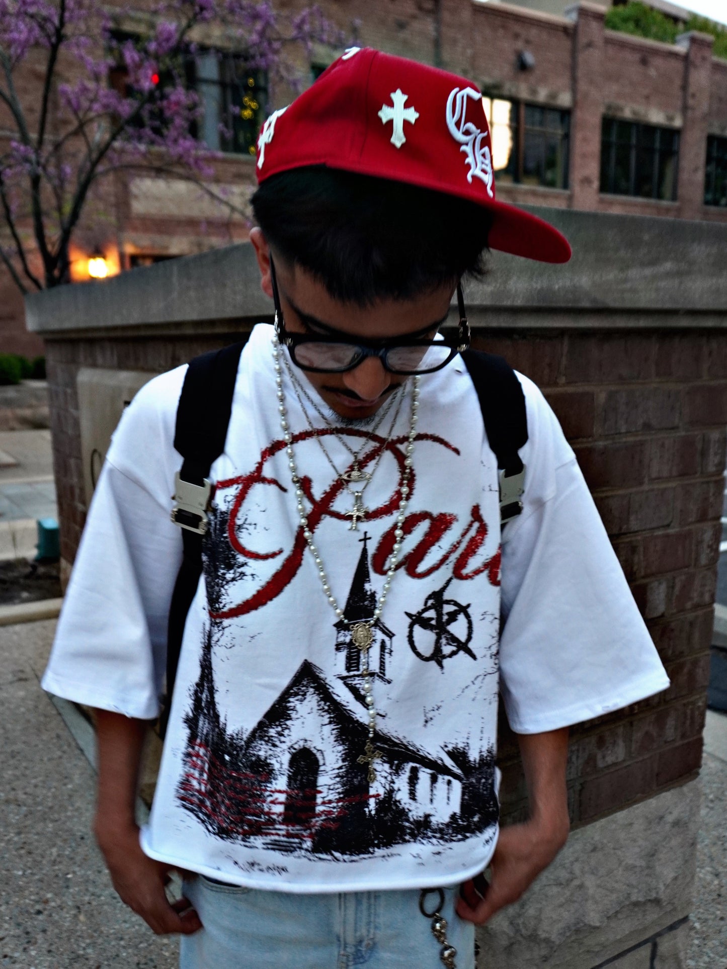 WHITE YKPARO TEMPLE TEE